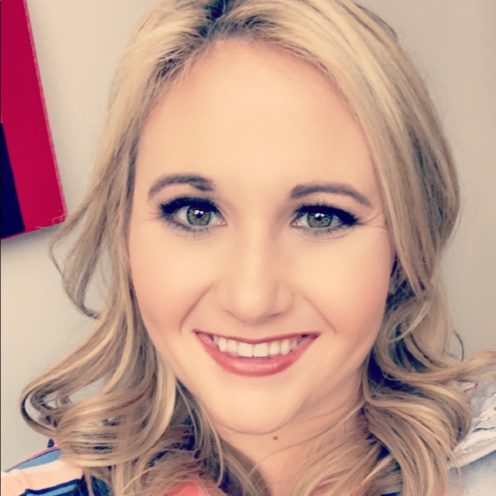 Meet your Posher, Aprille